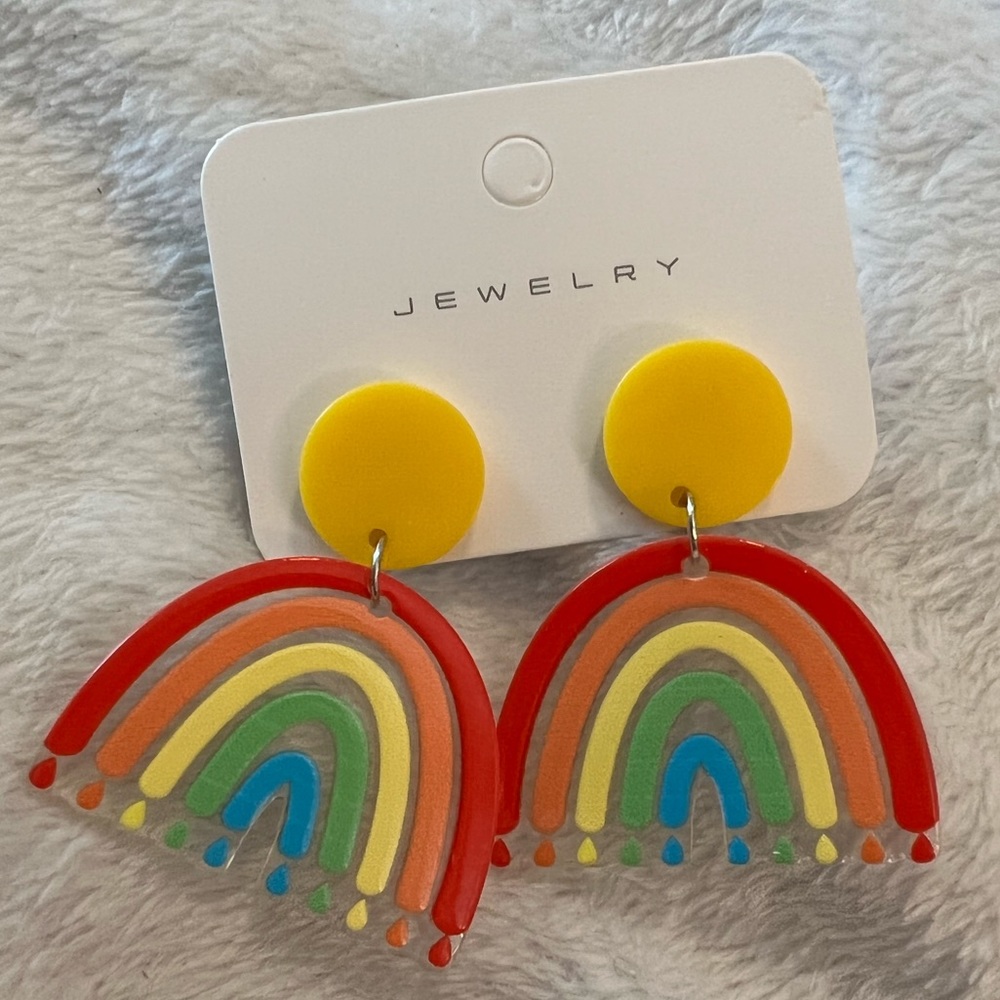 Rainbow 🌈 earrings - Picture 1 of 3